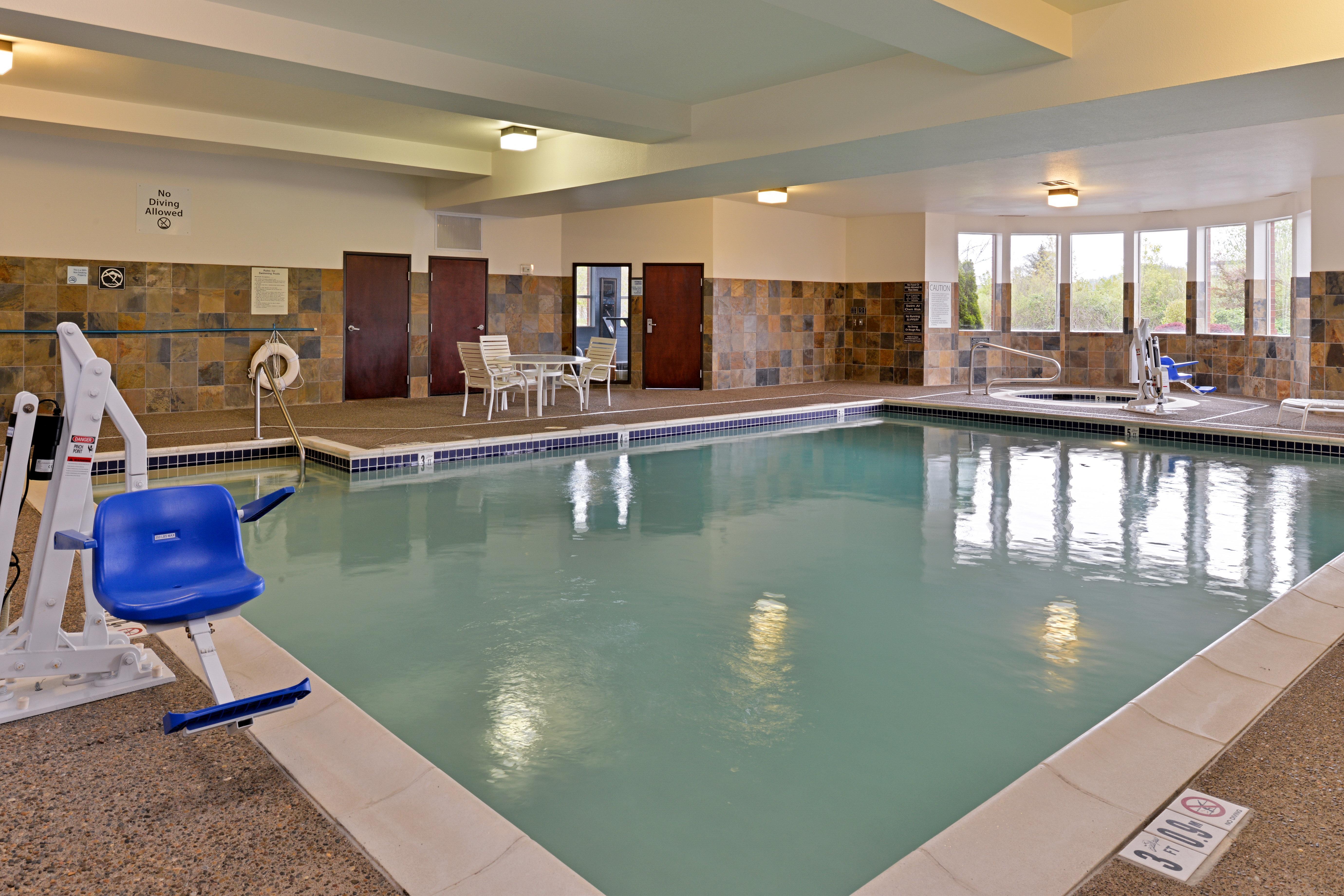 Holiday Inn Express Hotel & Suites Albany By Ihg Exteriör bild