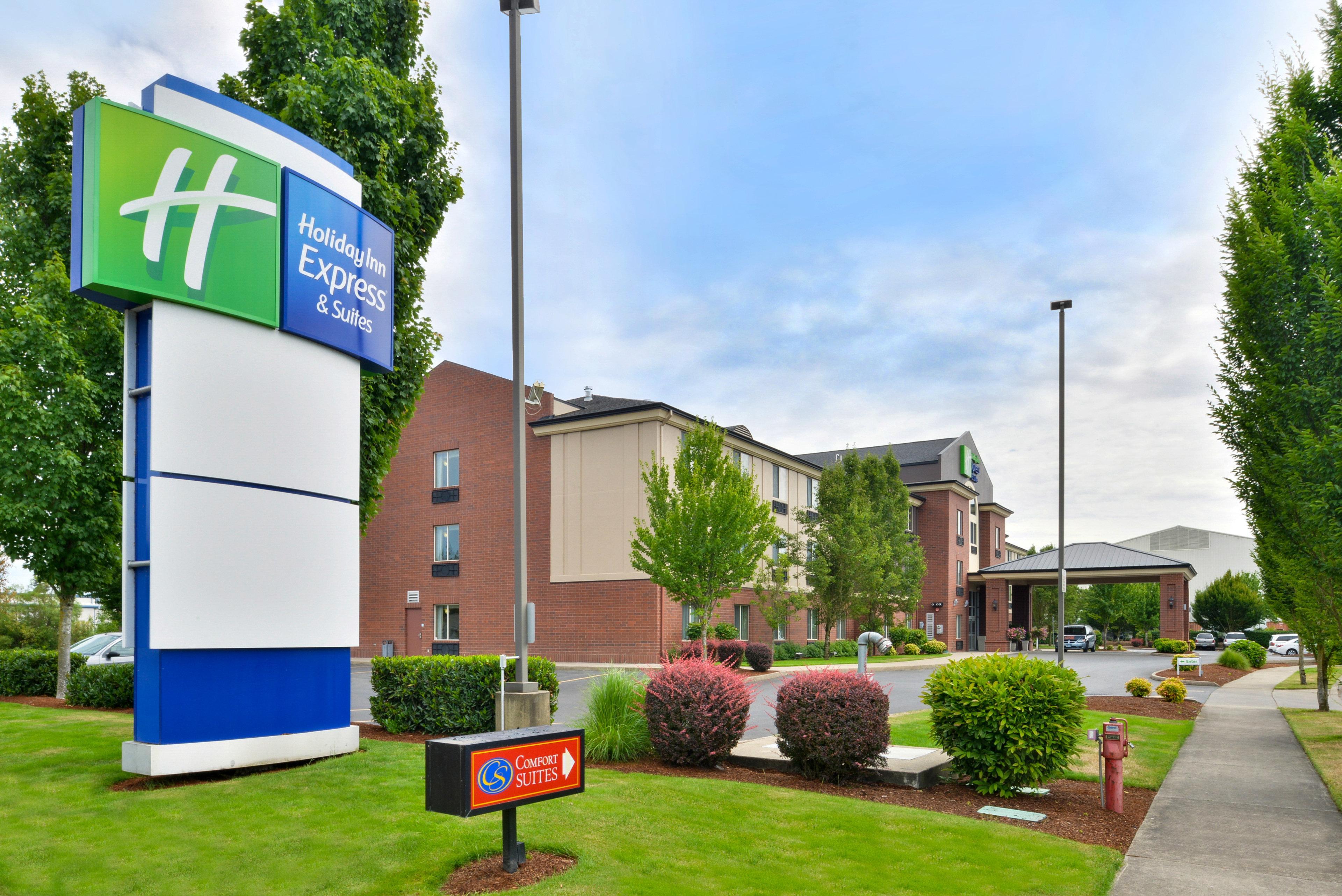 Holiday Inn Express Hotel & Suites Albany By Ihg Exteriör bild