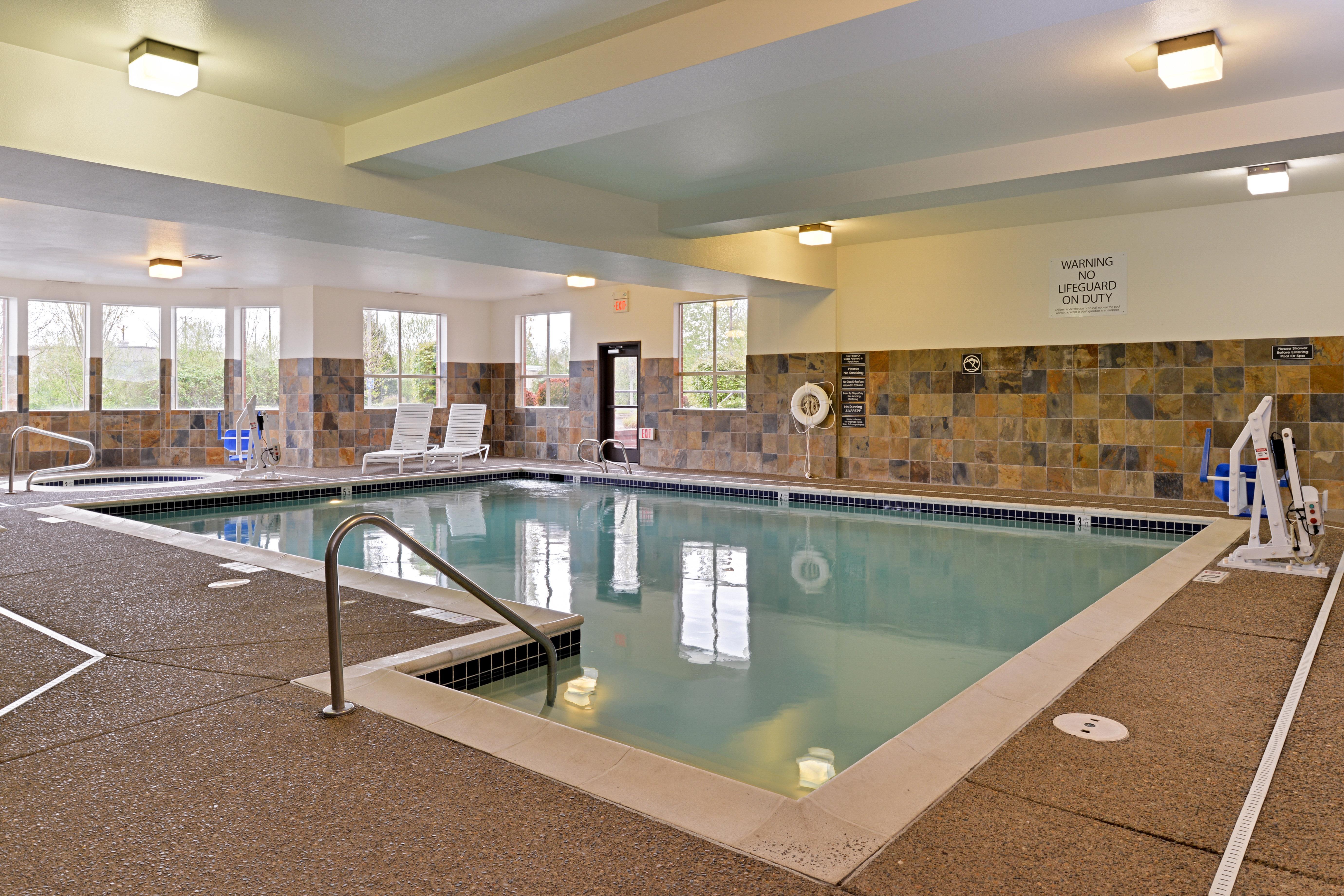 Holiday Inn Express Hotel & Suites Albany By Ihg Exteriör bild