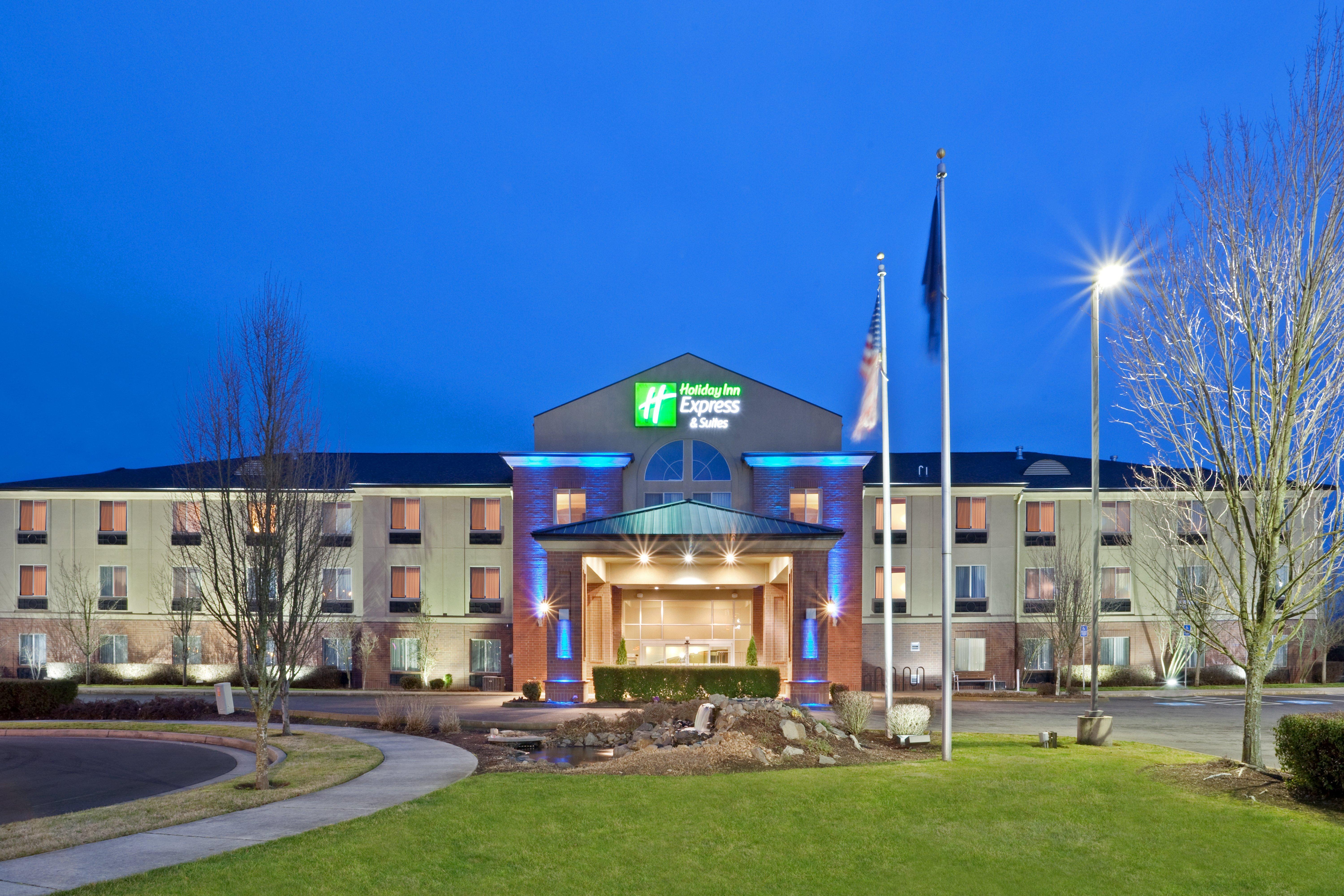 Holiday Inn Express Hotel & Suites Albany By Ihg Exteriör bild